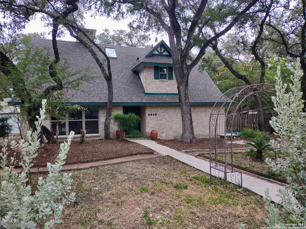8806 PINERIDGE RD, San Antonio, TX 78217
