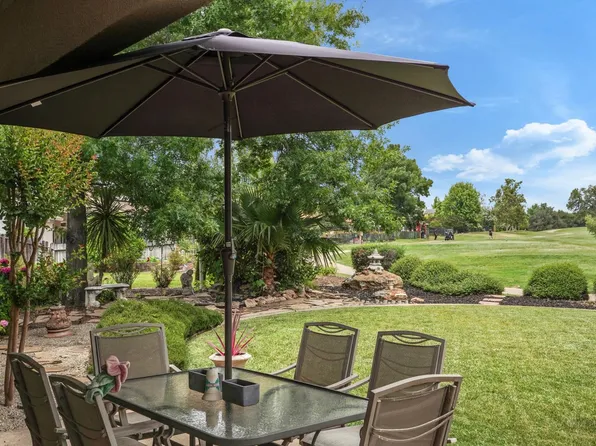704 Fairway Dr, Ione, CA 95640