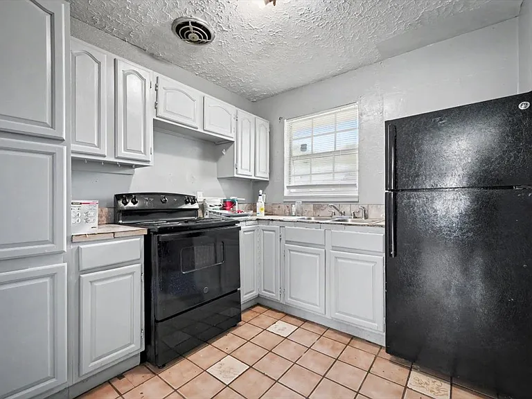9504 Waynesboro Ave — Photo 8