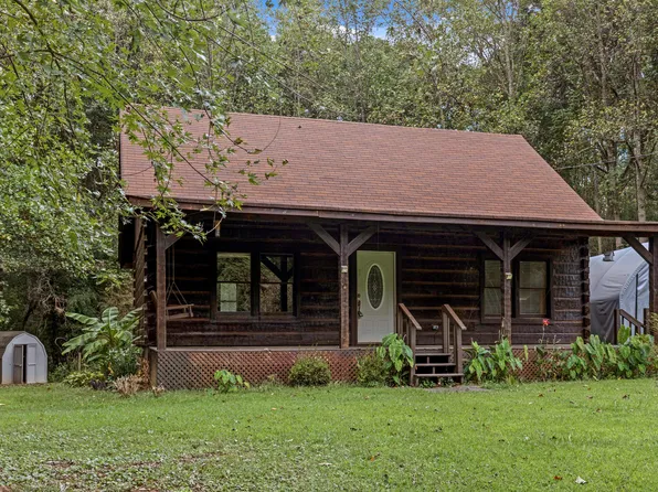 91 Oak Hill Dr NE, White, GA 30184