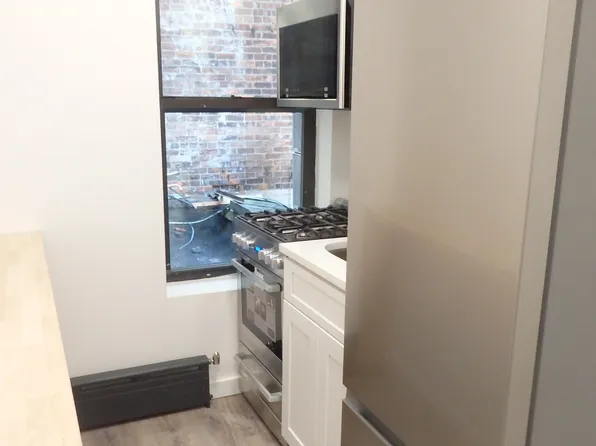 464 West 51st Street image 3 of 8