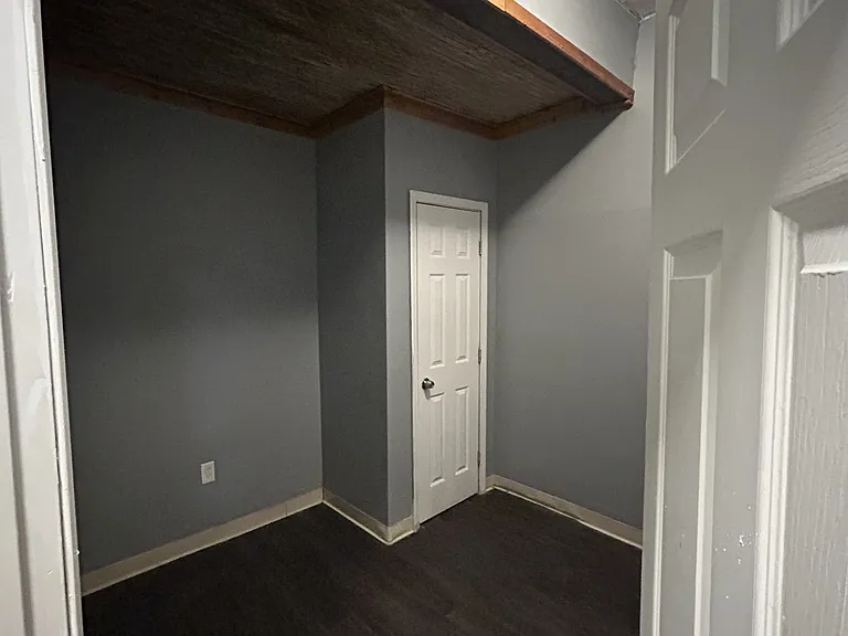 534 E McLemore Ave #101 — Photo 8