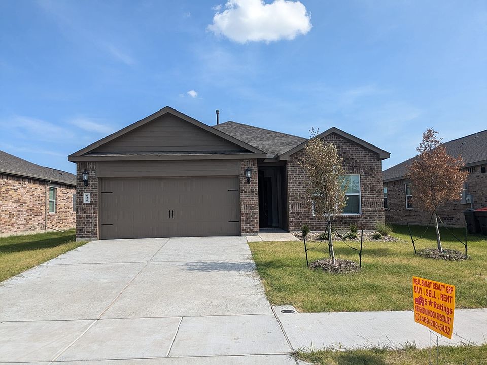 1st image of 629 Harbor Oaks Dr