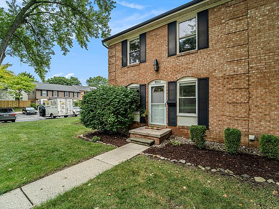 2nd image of 3459 Burbank Dr #79