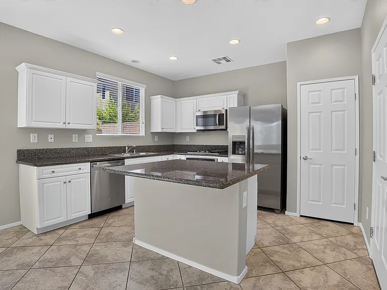 10643 Forum Peak Ln — Photo 6