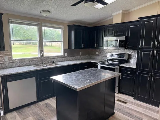 501 W Ryan Rd — Photo 7
