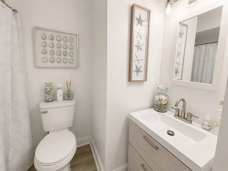 2316 Calvert St — Photo 11
