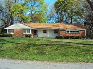 851 Fox Run, Bloomfield Hills, MI