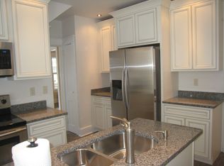 30 E Derry Rd, Hershey, PA 17033