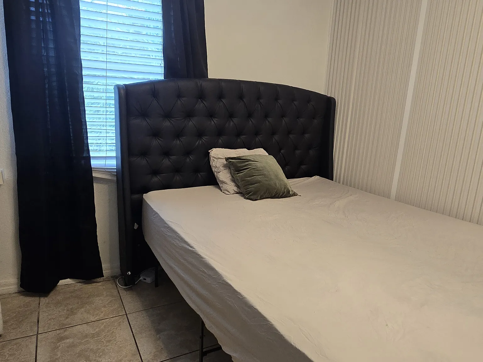 2 bed, 800 sqft, $1,750 — Photo 4