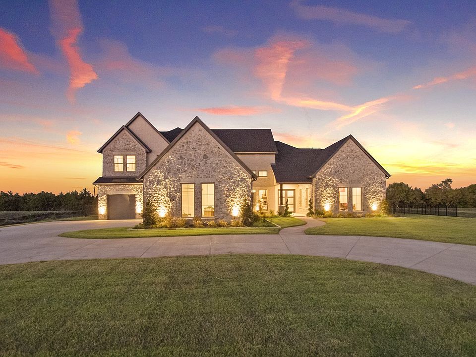 1st image of 324 Chapel View Ct