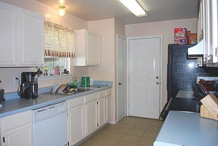3rd image of 2109 Beretta Dr