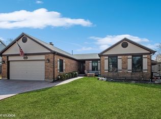 1605 Camelot Ln, Hoffman Estates, IL