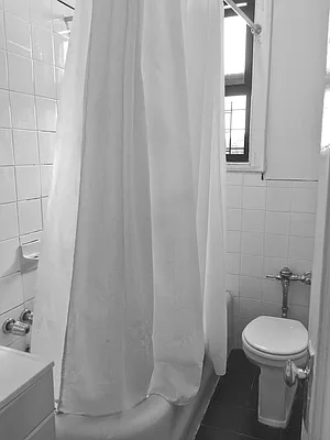 Rented by Albert Attias, LREB | media 19