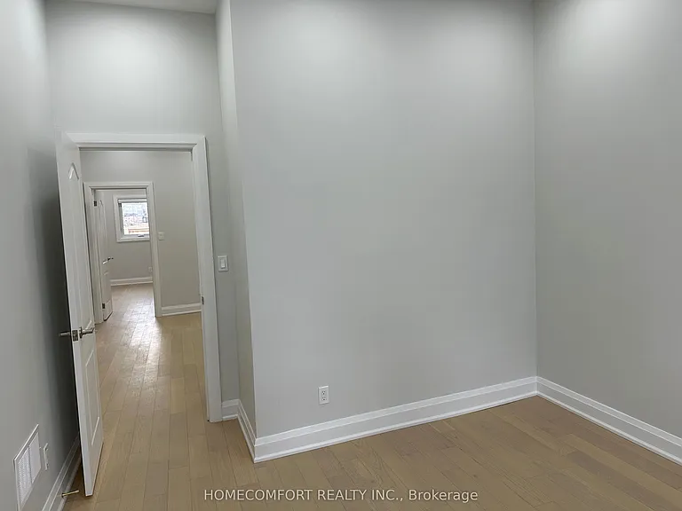 211 Osler St #MAIN FLOOR — Photo 20