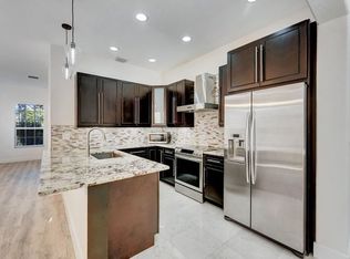 406 NW 25th Ave, Boynton Beach, FL 33426