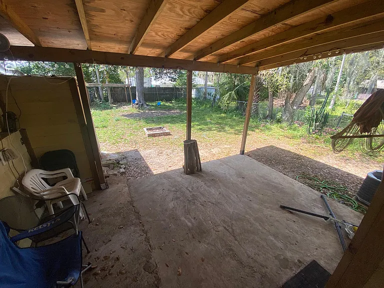 2532 Belmont Ave — Photo 5
