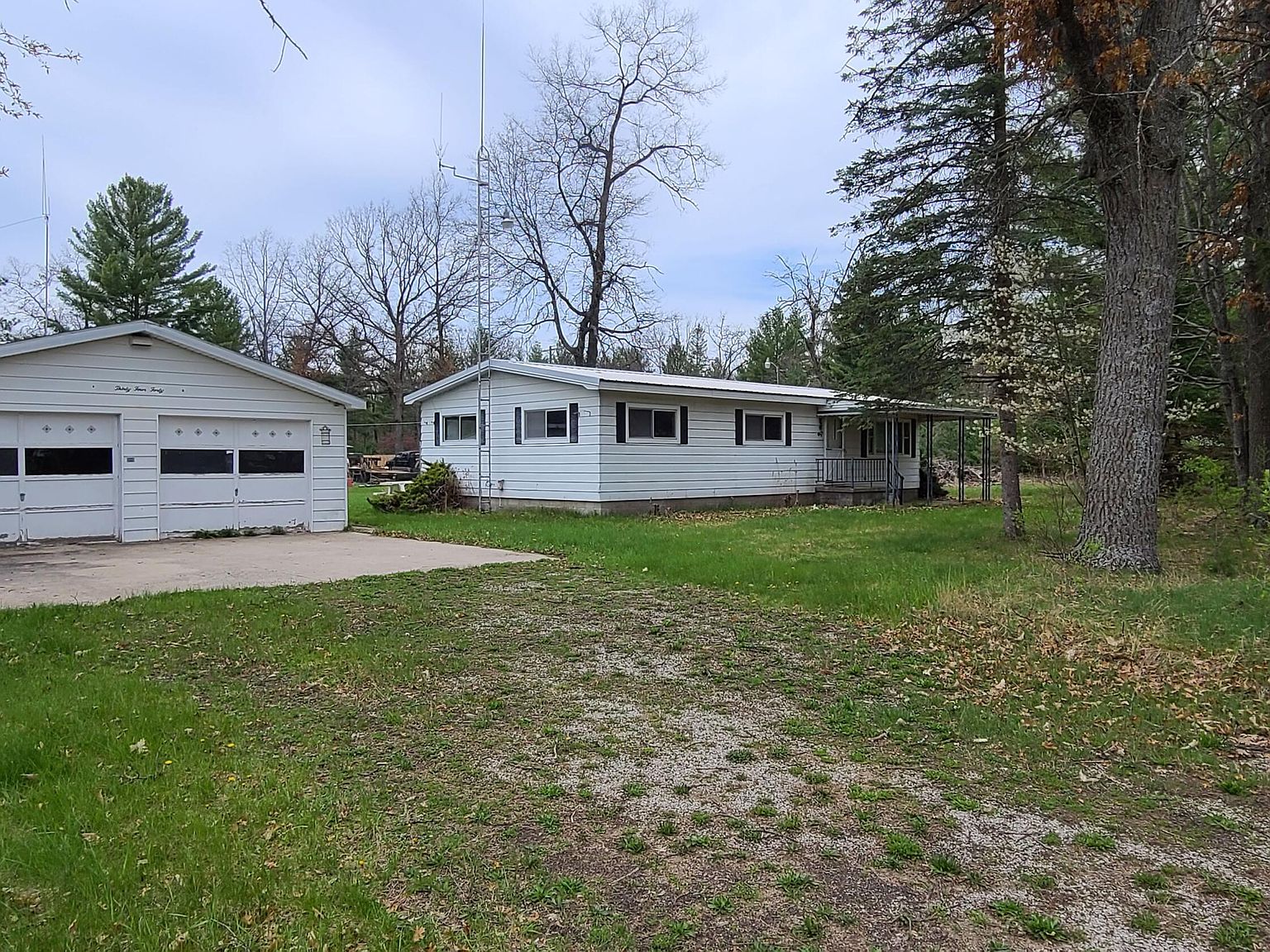 3440 S Betty St South Branch MI 48761 Zillow