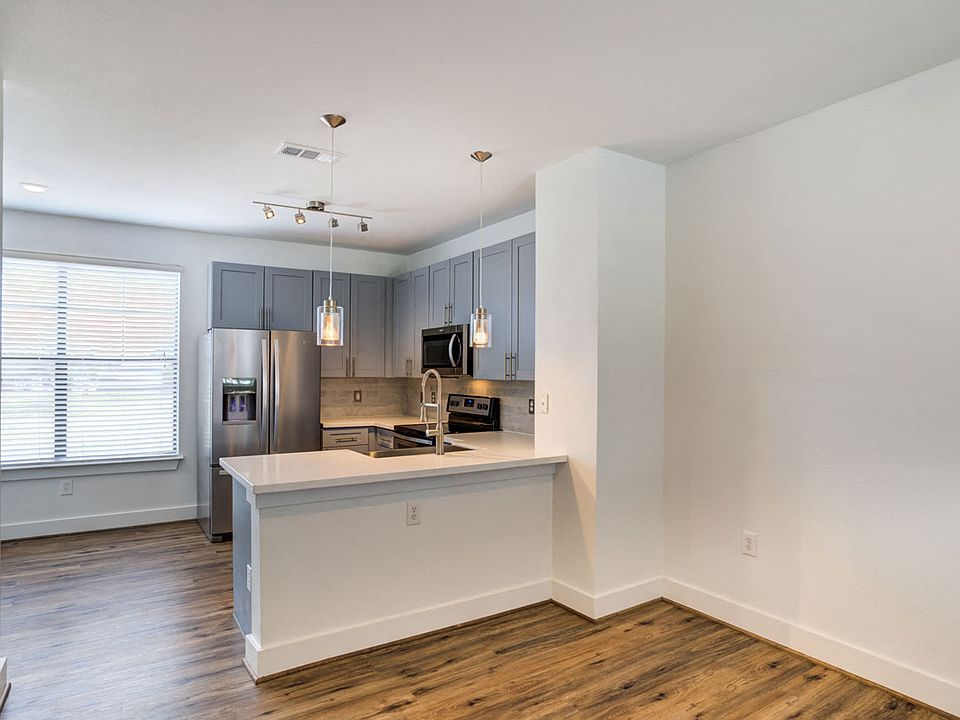 1st image of 875 N Eldridge Pkwy APT 177