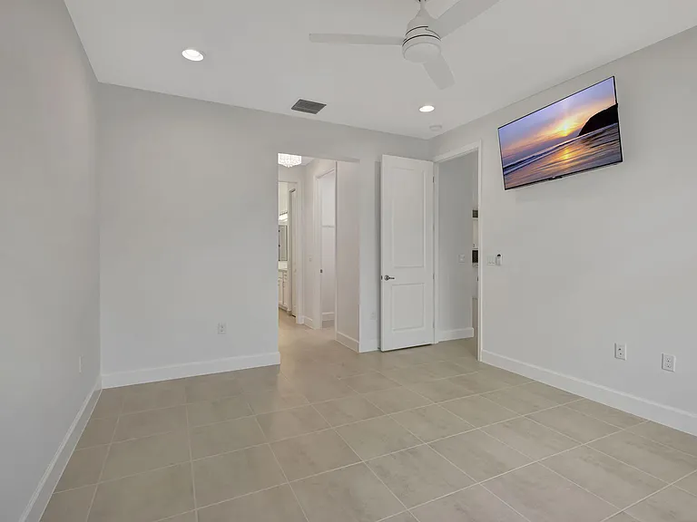 12557 SW Rain River Dr — Photo 45