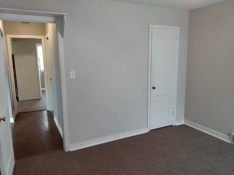2036 22nd St — Photo 5