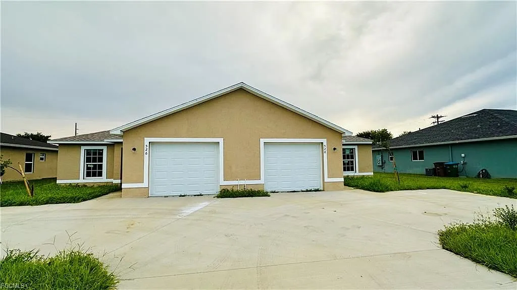 3 bed, 2.0 bath, 1200 sqft, $1,510 — Photo 1