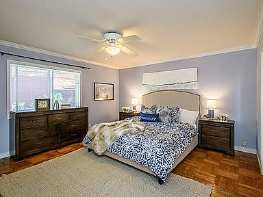 2nd image of 275 Greenfield Ave