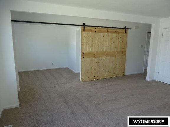 4th image of 1251 Lincoln Ave
