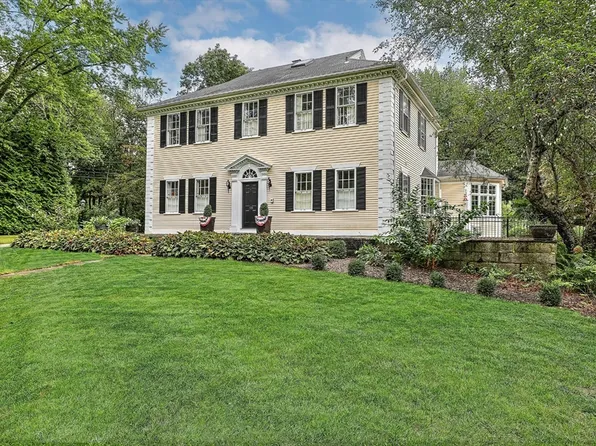 195 Jacob St, Seekonk, MA 02771