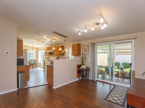 5th image of 1289 Nadia Way