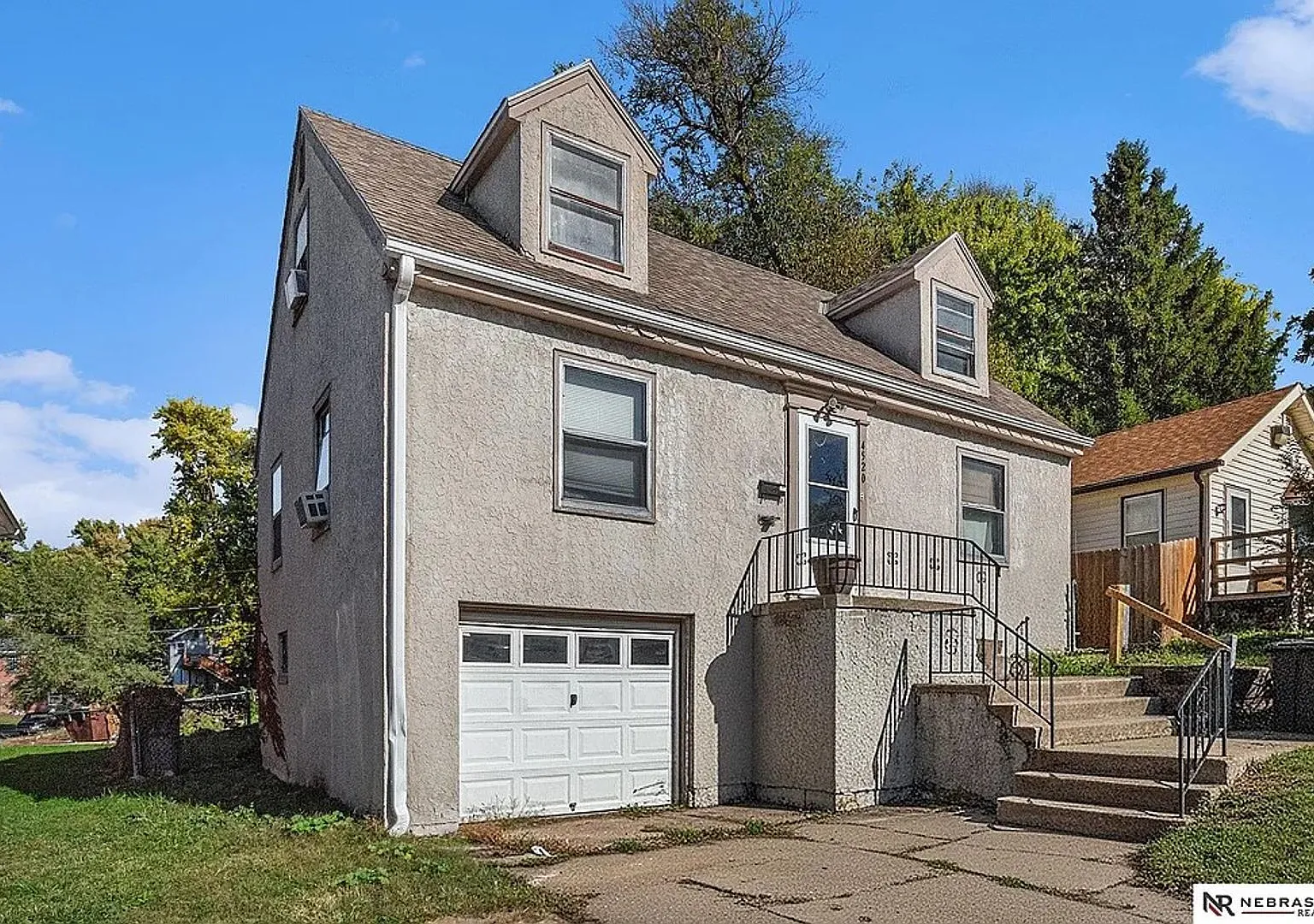 4520 Lafayette Ave — Photo 1