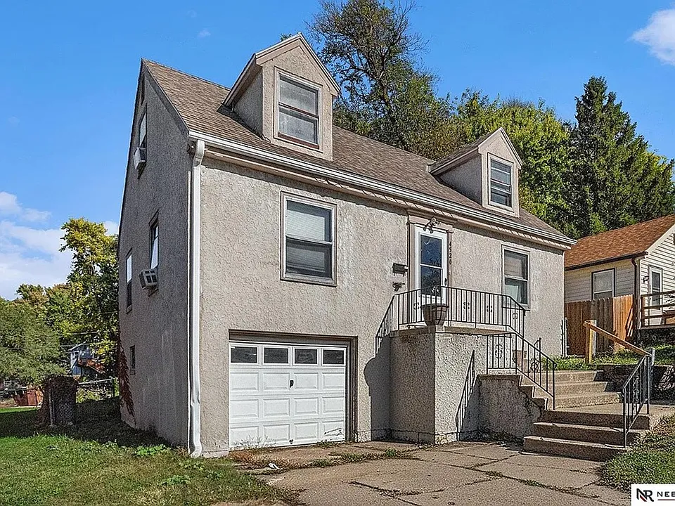 4520 Lafayette Ave