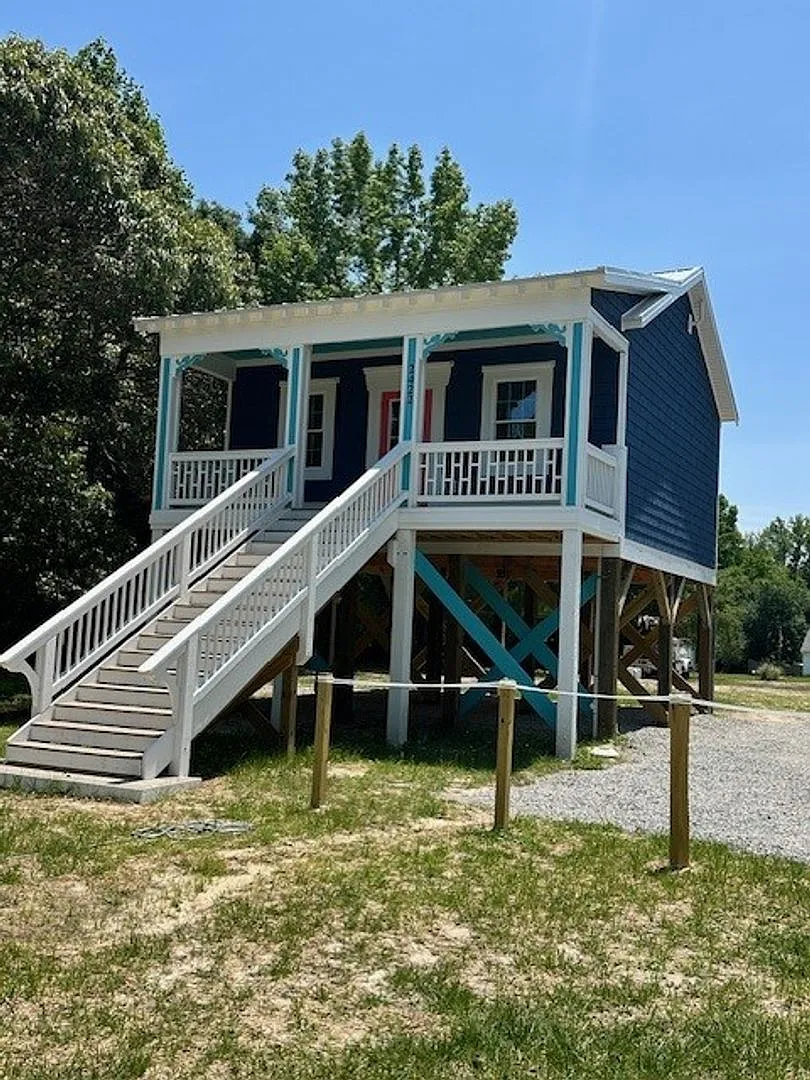 Building Photo - 2422 State Highway 210 E