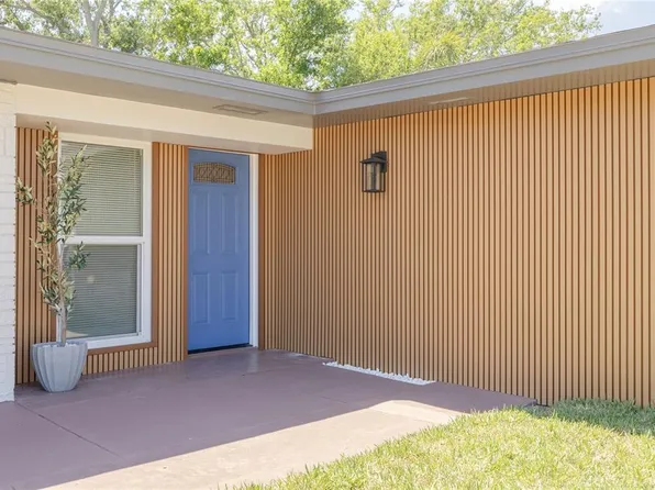 1717 Thames St, Clearwater, FL 33755