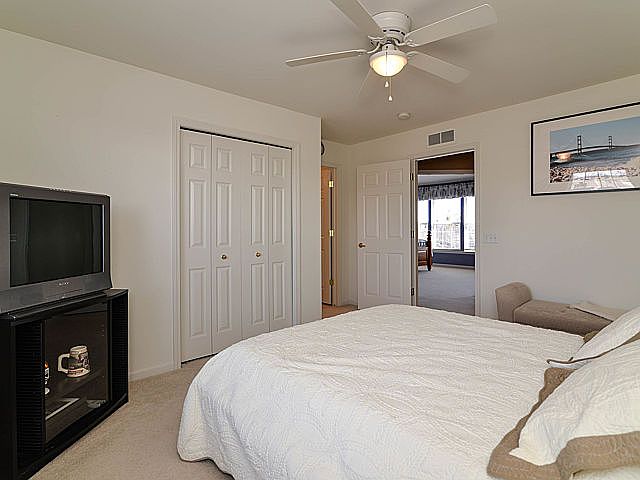 1st image of 6995 Lakeway St