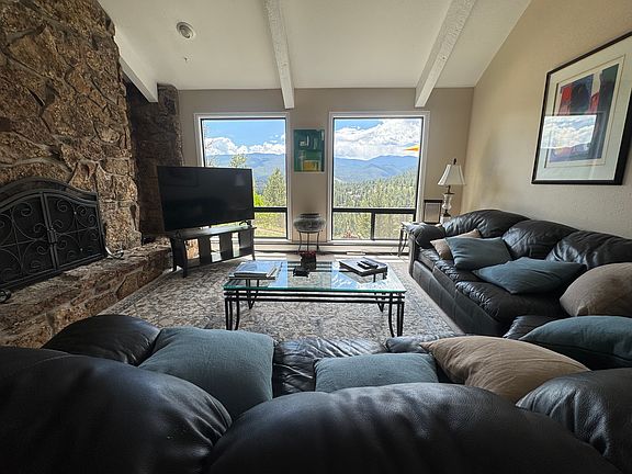 5th image of 245 S Ponderosa Way