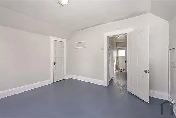 3555 W 67th St #UPSTRS — Photo 10