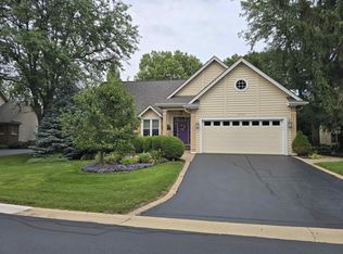 2934 Cotswold Cir, Rockford, IL 61114
