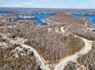 111 Kays Point Rd, Lake Ozark, MO 65049