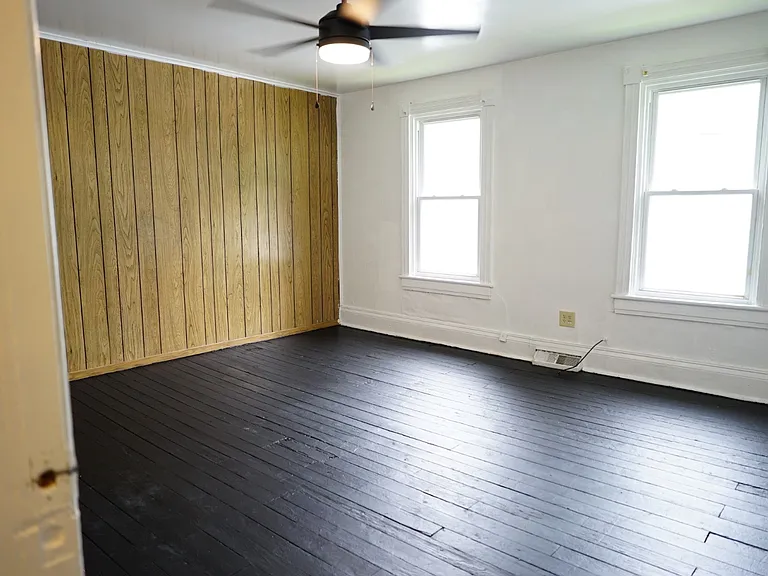 14-16 N Canal St #14 — Photo 12