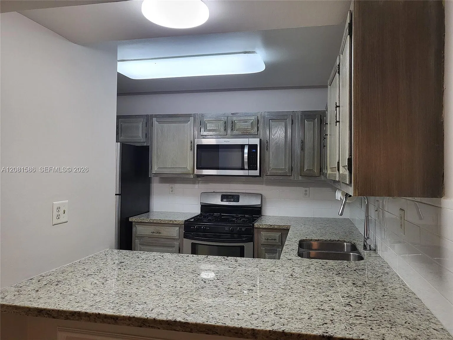 Snapper Village Phase Ii — Photo 1