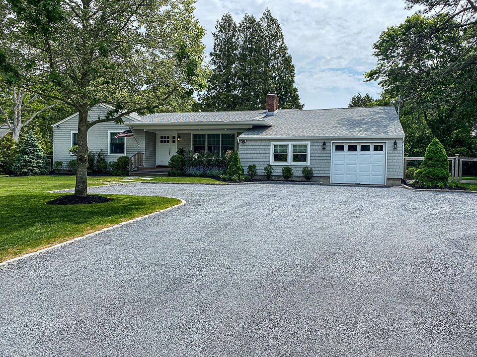 1st image of 32 White Oak Ln