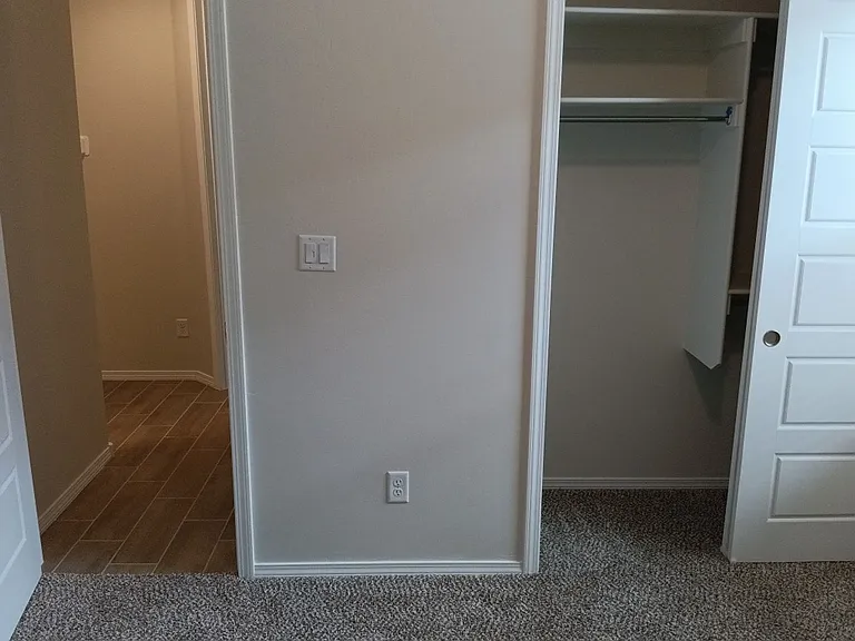 2327 Berkeley Ave — Photo 22