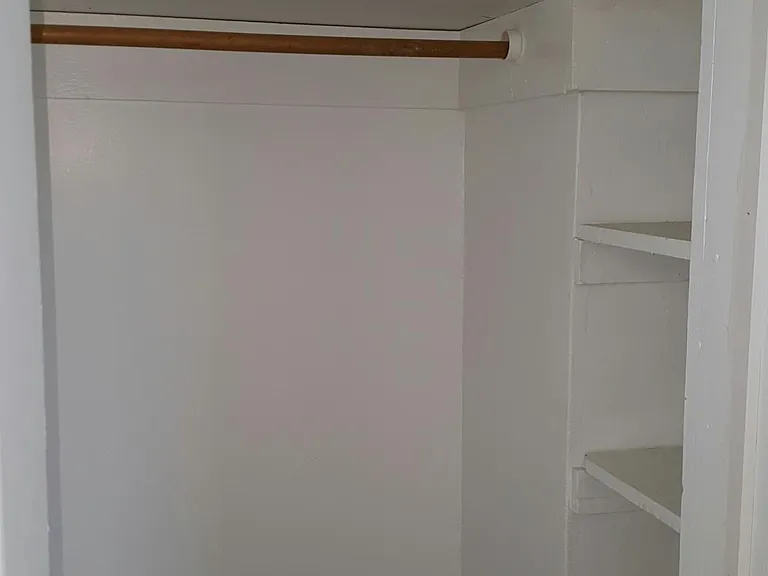 457 Wilson St — Photo 6