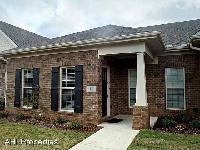 1st image of 17 Atherton Cir SW