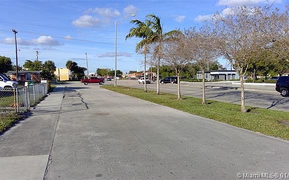 5th image of 17810 NW 27th Ave