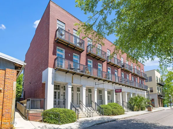 215 S Water Street Apt 206, Wilmington, NC 28401