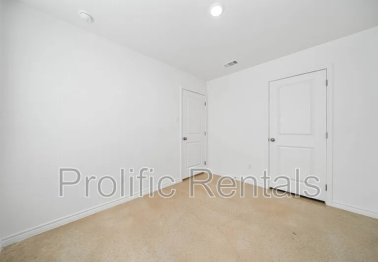 1254 Lehmann Dr #A — Photo 17