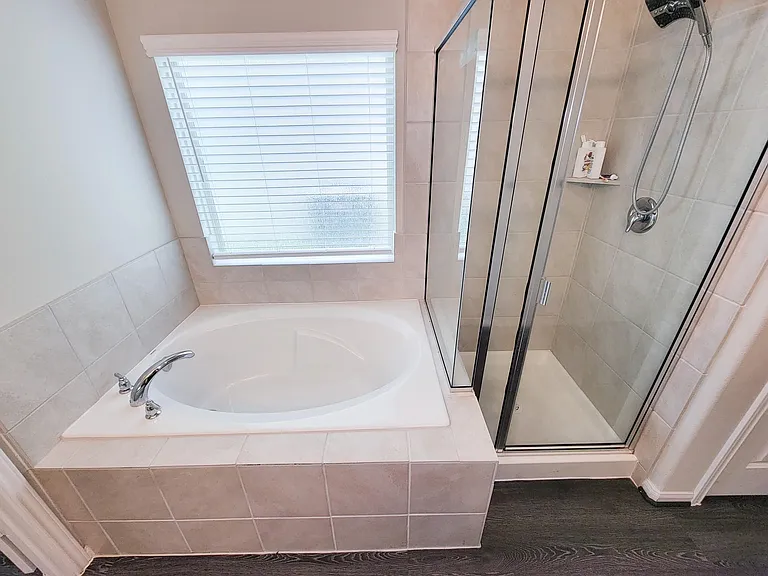 10423 Astor Point Trl — Photo 24