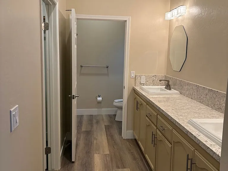 624 Jasmine Parke Dr — Photo 15